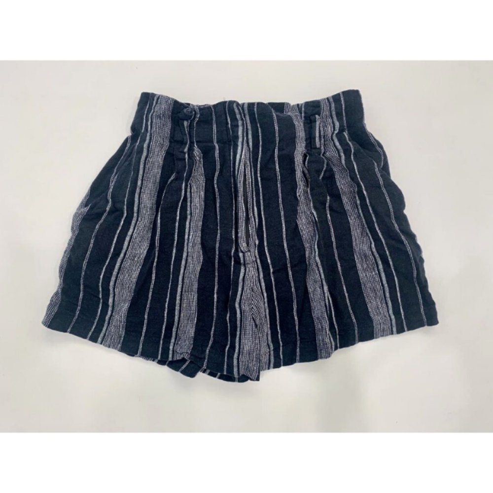 High Waisted Linen Short